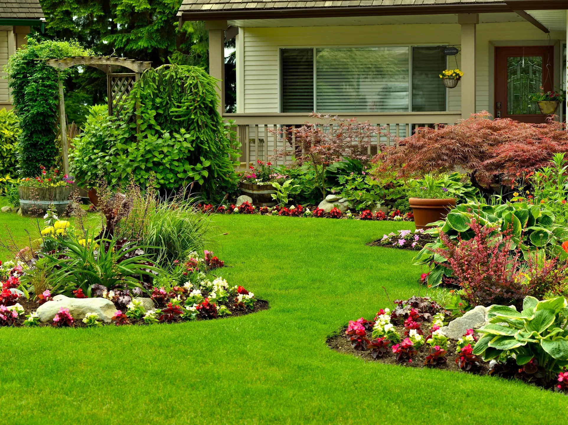 Beautiful Front Yard Landscaping with Colorful Flowers